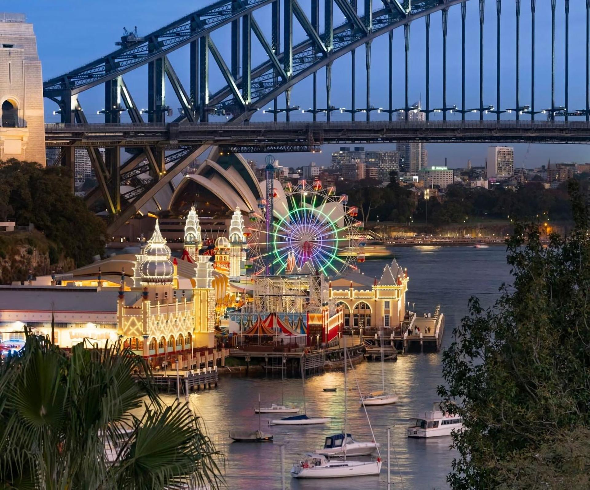 Urban Serenity 2br With Balcony Parking * Sydney